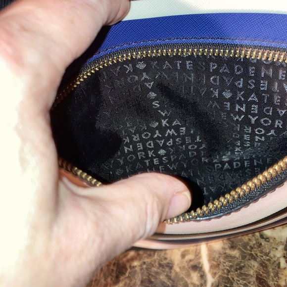 - ♠️2PC Kate Spade CROSSBODY BAG &!WRISTLET🖤 - Picture 9 of 11